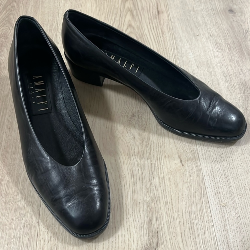 Amalfi black heeled loafer, size 7.5, 1.25” heel